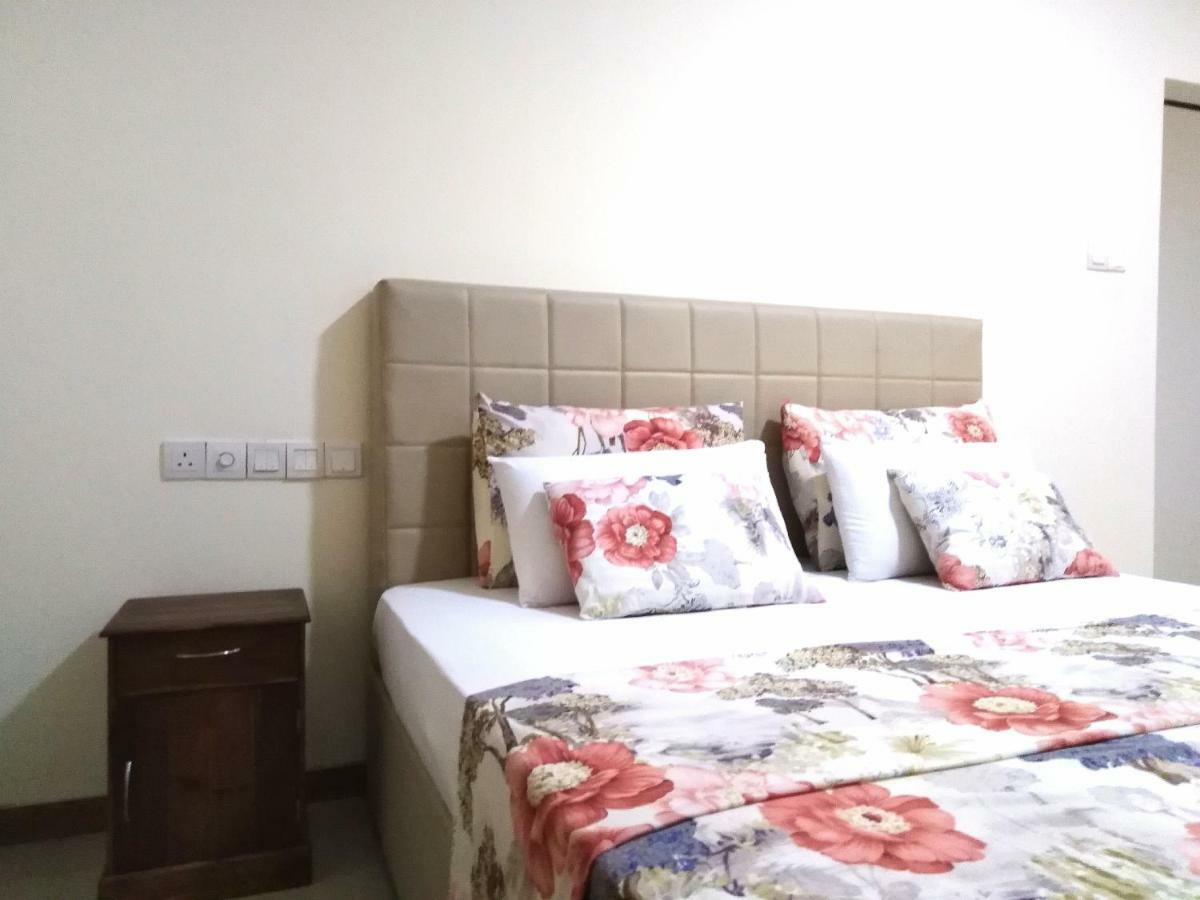 Sky Residencies Apartment Hikkaduwa Luaran gambar